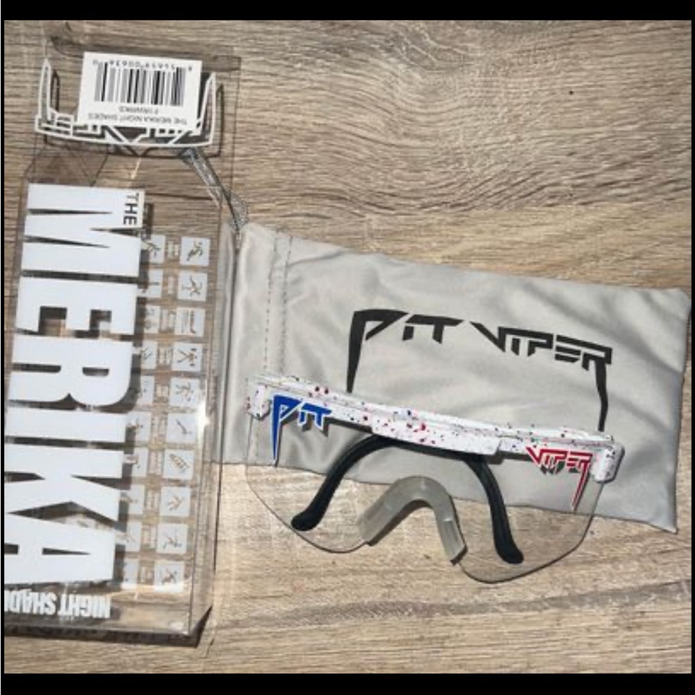 AMERICA PIT VIPERS BRAND NEW